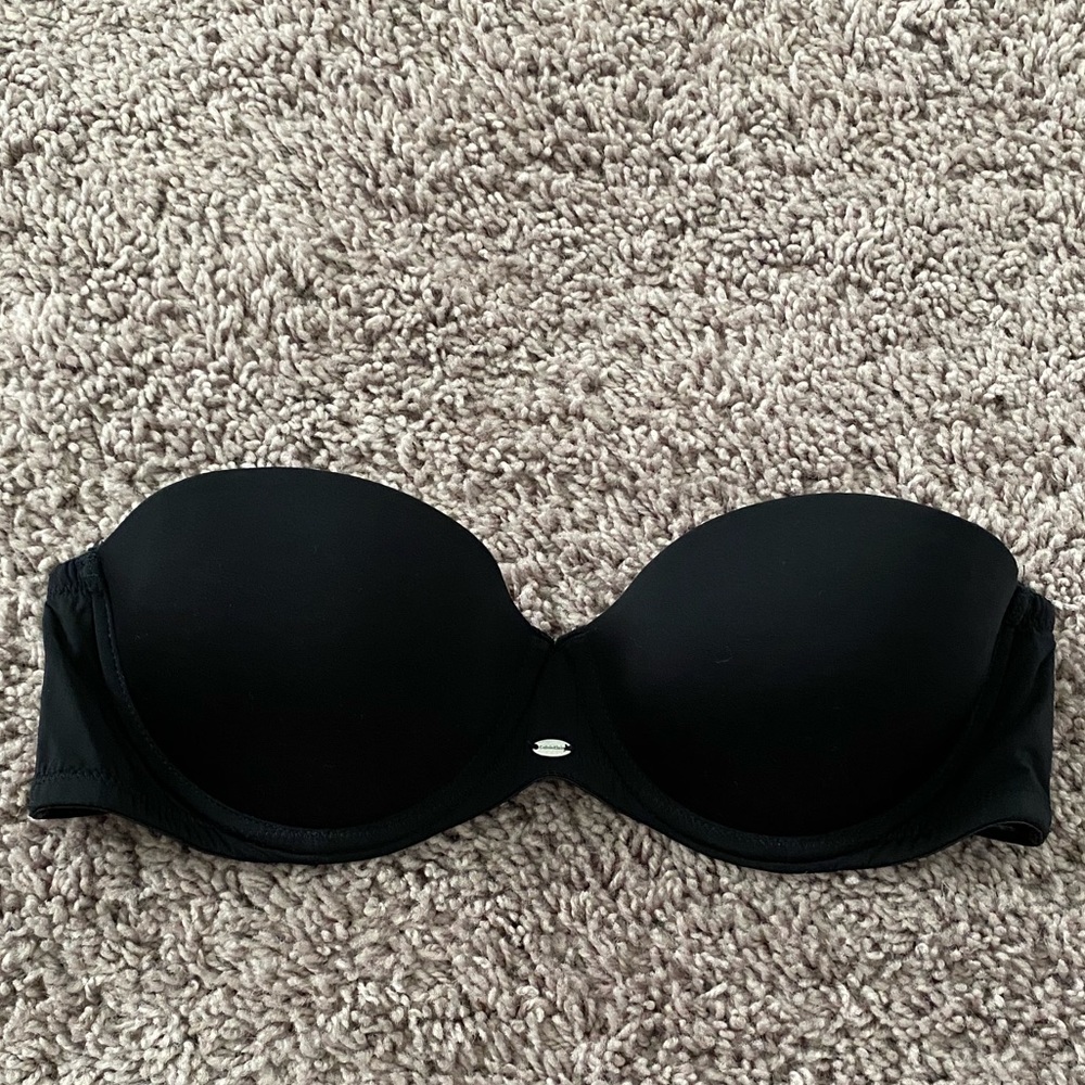 Calvin Klein black strapless bra
